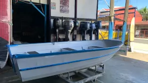 Stessel Tender / Dinghy For Sale starboard freeboard